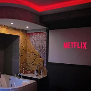https://aparta-suite-la-nuit.catalonia-hotels.com